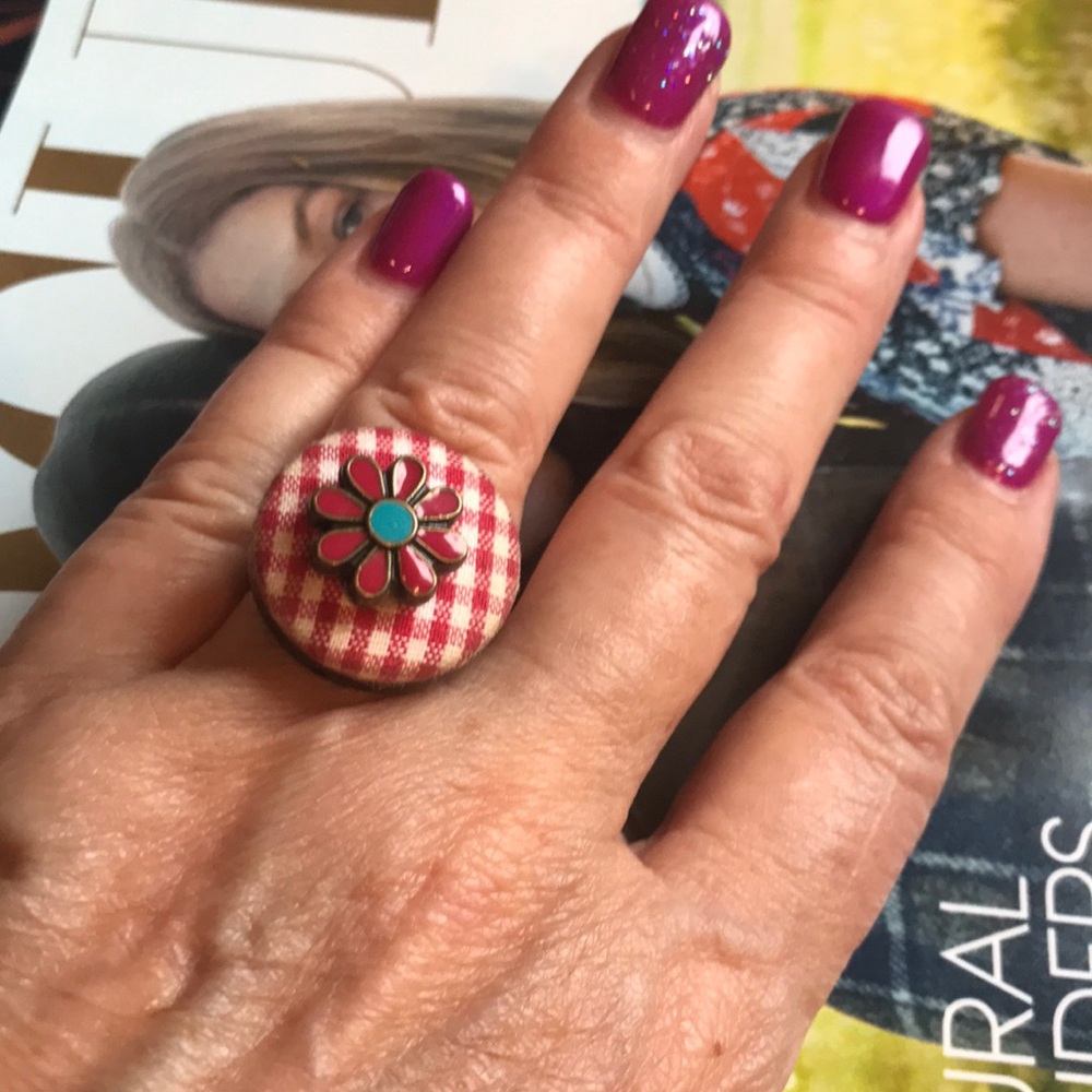 Vintage -Country Western Ring adjustable New VOGUE style